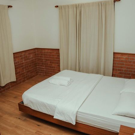 Waves And Shores Beach Villa Mararikulam Luaran gambar
