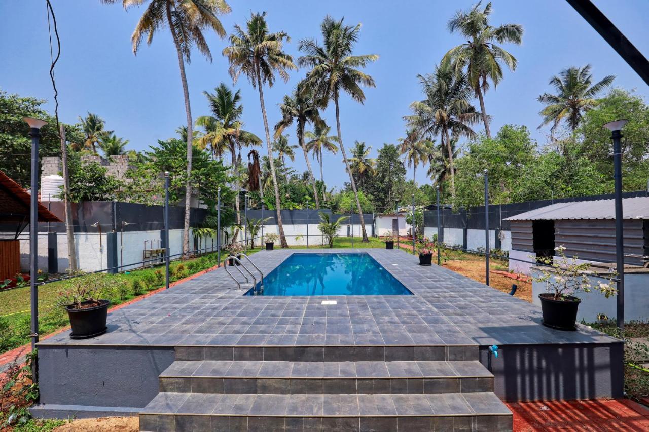 Waves And Shores Beach Villa Mararikulam Luaran gambar
