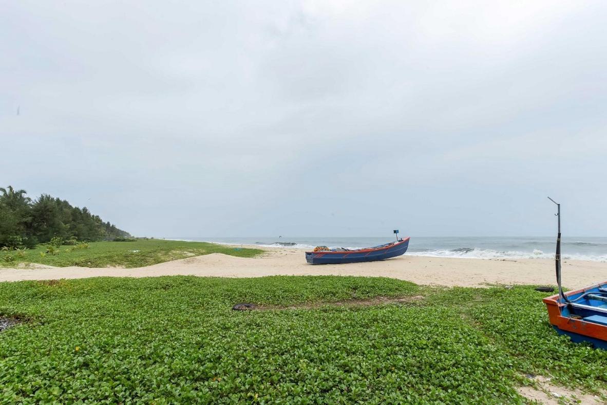 Waves And Shores Beach Villa Mararikulam Luaran gambar