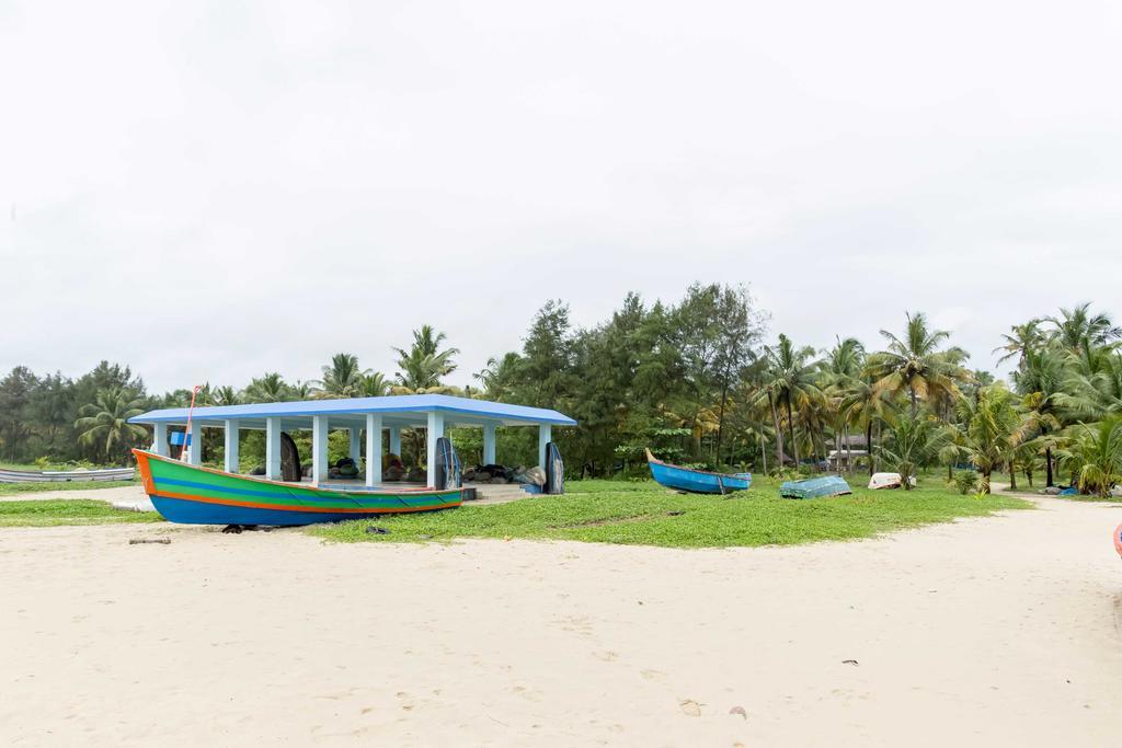 Waves And Shores Beach Villa Mararikulam Luaran gambar